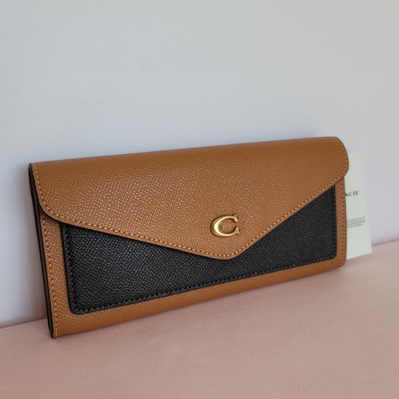 COACH Wyn Colorblock Leather Large Wallet- Light Camel Multi - Picture 3 of 16